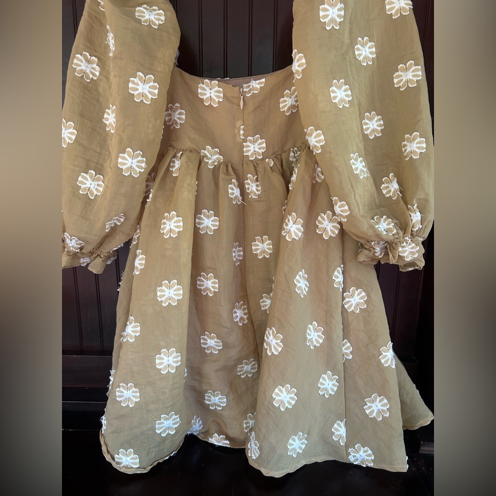 STORIA Tan Puff Sleeve Floral Applique Babydoll Mini Dress Coquette Fairy | Sz S - Picture 7 of 8
